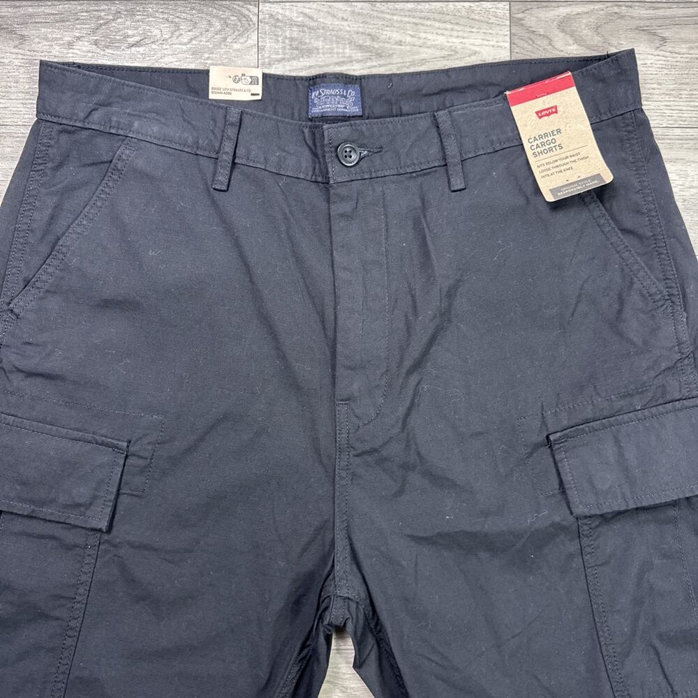 Levi Strauss & Co Carrier Cargo Shorts Black sz 34 - Picture 2 of 8